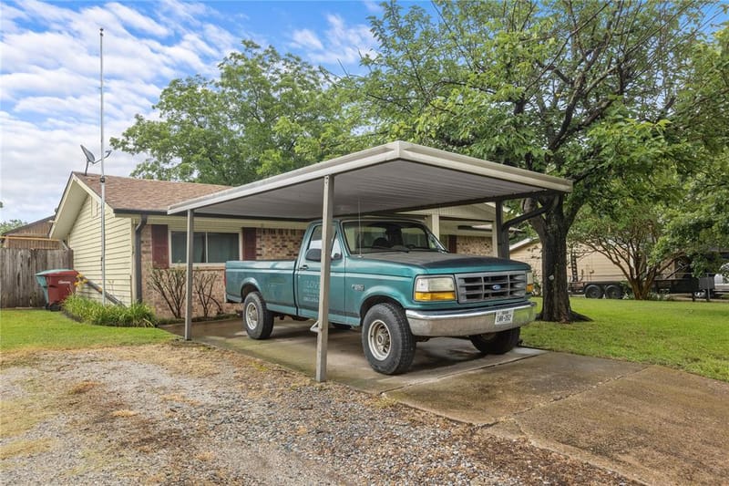 605 S Ricketts Street, Sherman TX 75092 - Photo 3