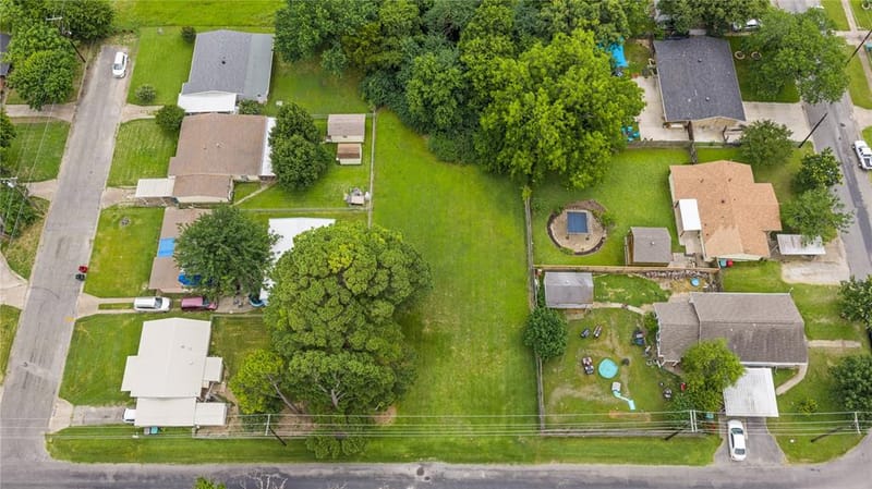 605 S Ricketts Street, Sherman TX 75092 - Photo 38