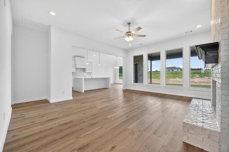 416 Mcalpine Drive, Springtown TX 76082 - Photo 4