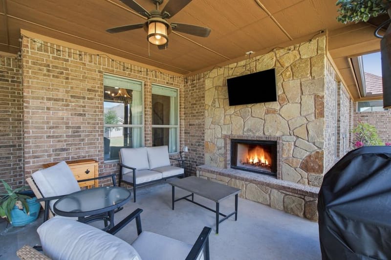 102 Brock Court, Millsap TX 76066 - Photo 32