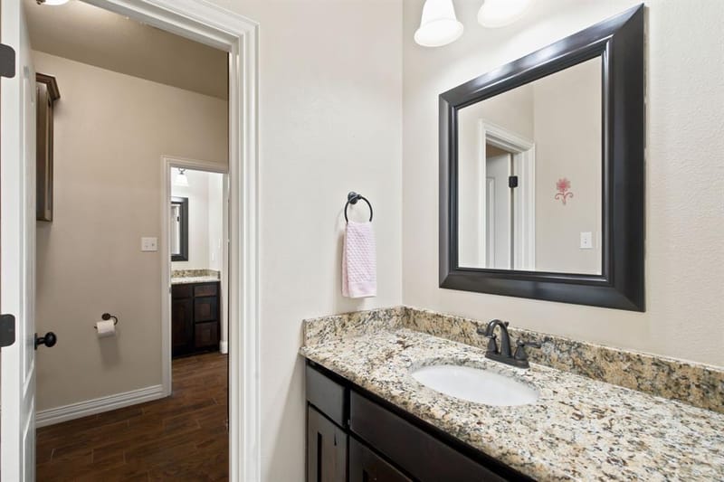 102 Brock Court, Millsap TX 76066 - Photo 24