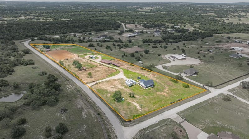 930 County Road 161 Road, Stephenville TX 76401