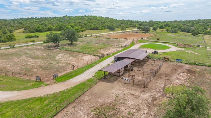 930 County Road 161 Road, Stephenville TX 76401 - Photo 25