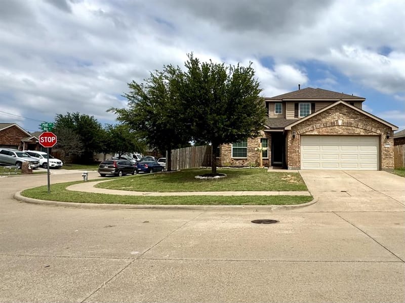 1100 Port Way, Crowley TX 76036 - Photo 2