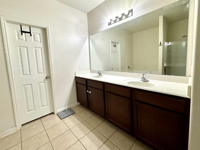 1100 Port Way, Crowley TX 76036 - Photo 19