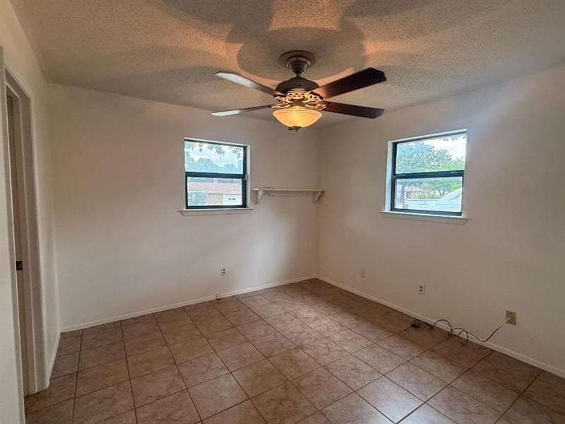 2900 SE 6th Street SE, Mineral Wells TX 76067 - Photo 13