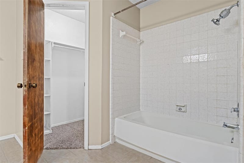5601 Kingstree Court, Arlington TX 76017 - Photo 19