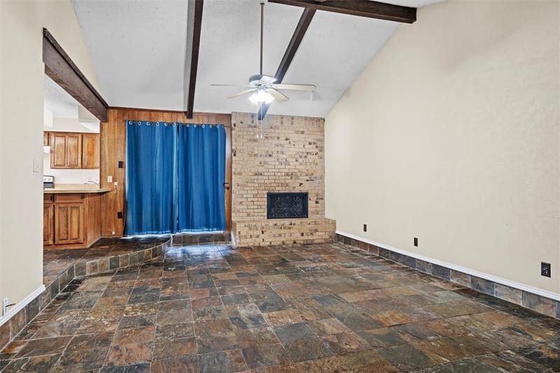 5601 Kingstree Court, Arlington TX 76017 - Photo 4