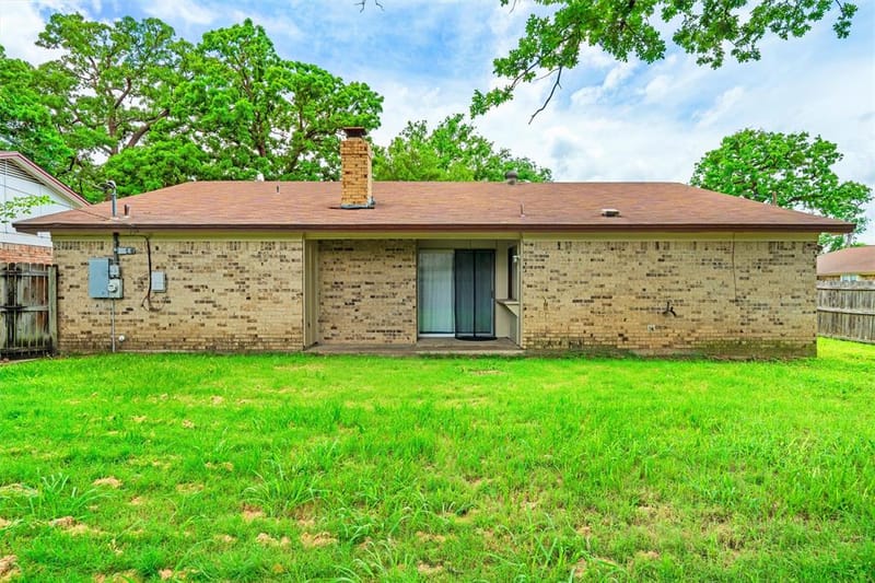 5601 Kingstree Court, Arlington TX 76017 - Photo 25