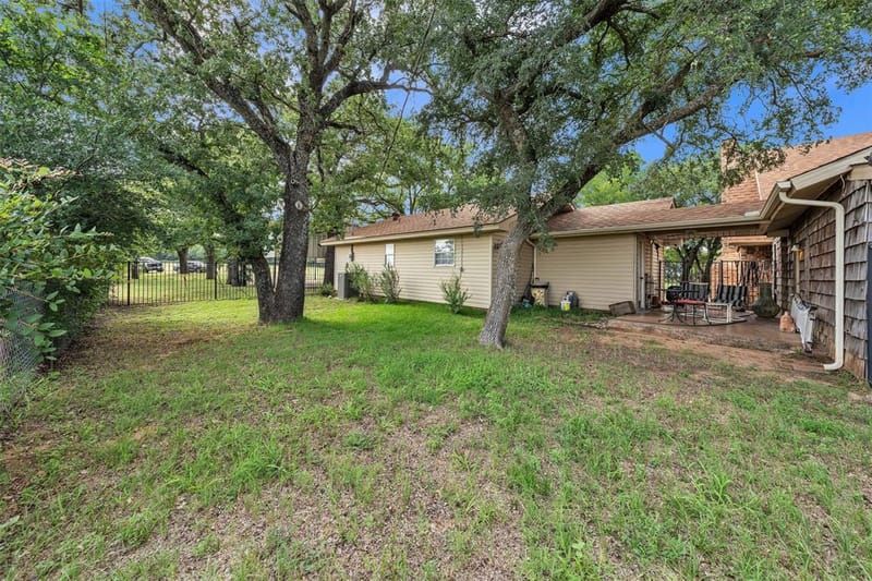 1016 County Road 314, Cleburne TX 76031 - Photo 26