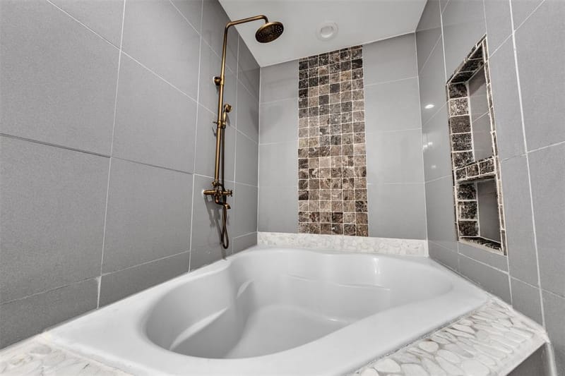 1016 County Road 314, Cleburne TX 76031 - Photo 24