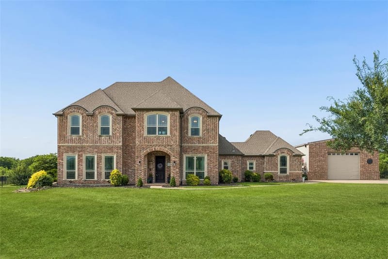 409 Hidden Pass, Royse City TX 75189 - Photo 2
