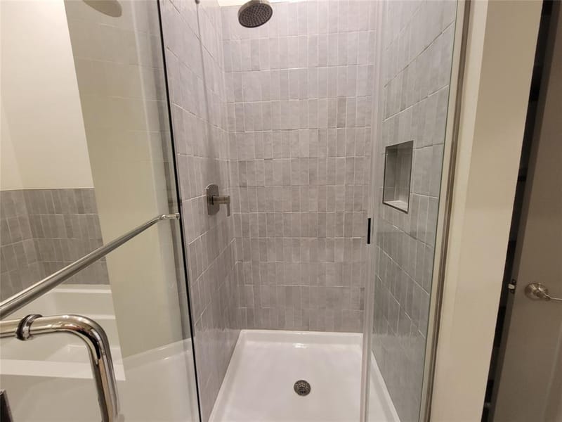 2700 Old Denton Road # 1017, Carrollton TX 75007 - Photo 18