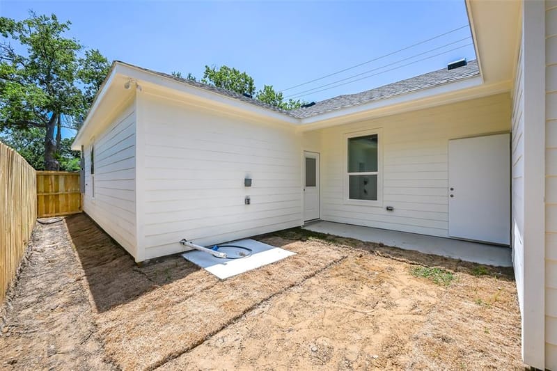 2701 Marburg, Dallas TX 75215 - Photo 5