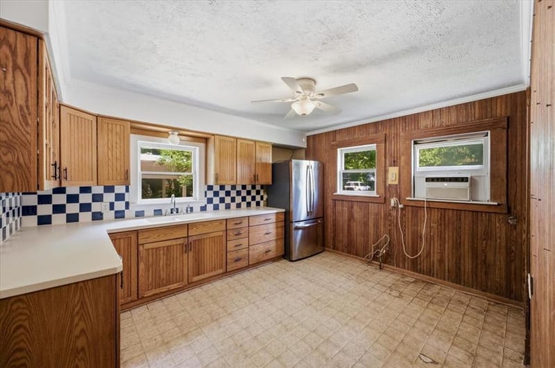 200 S Hawkins Street, Waxahachie TX 75165 - Photo 20