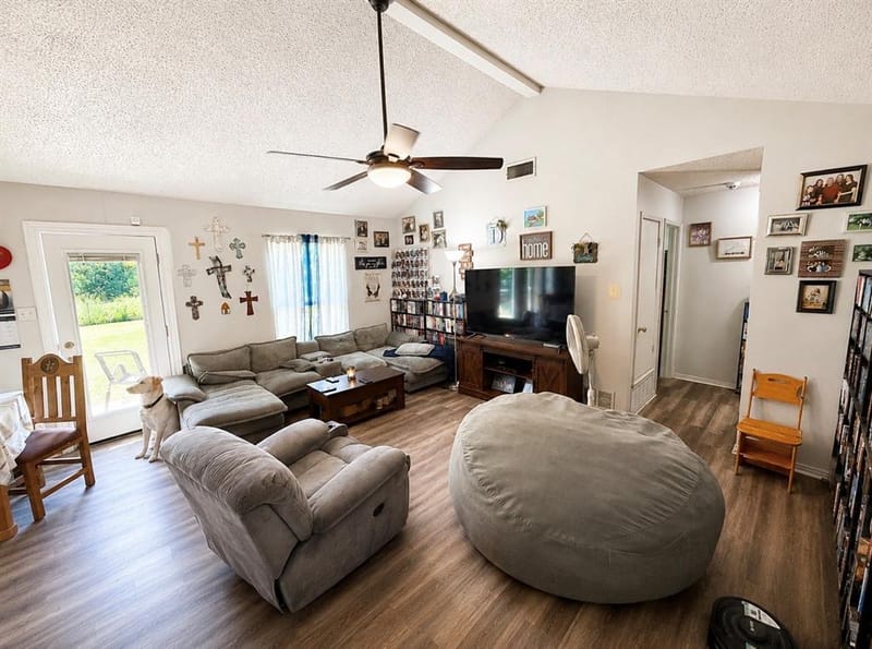 1225 Sandstone Drive, Cleburne TX 76033 - Photo 4