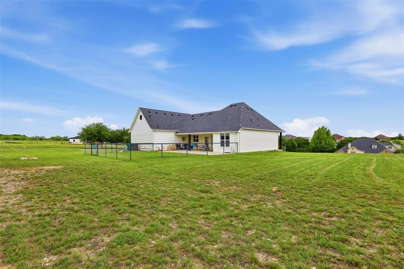 400 Stone Mountain Court, Cresson TX 76035 - Photo 32