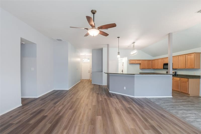 112 Bridlewood Street, Azle TX 76020 - Photo 9
