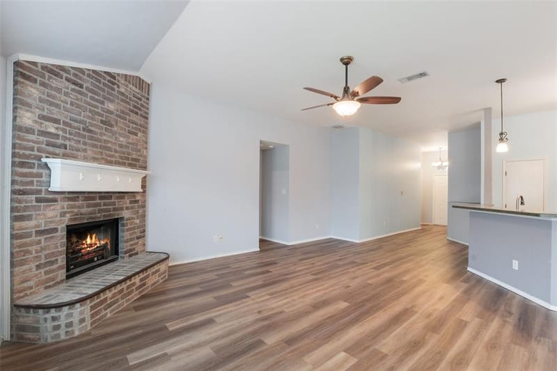 112 Bridlewood Street, Azle TX 76020 - Photo 8