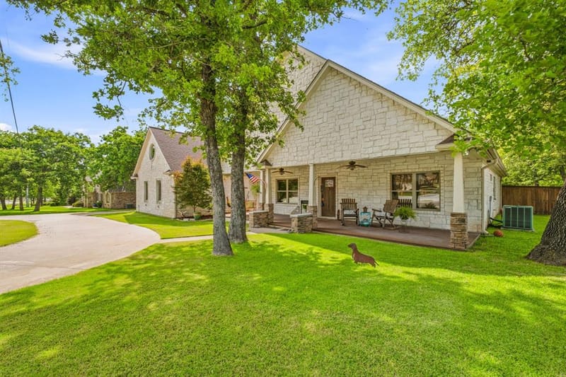 1085 Walking Horse Drive, Stephenville TX 76401 - Photo 30