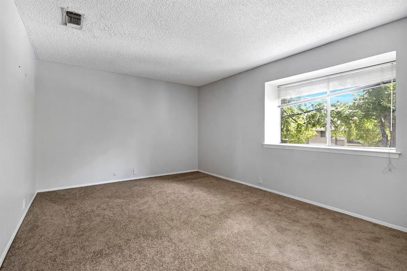 11926 Leisure Drive, Dallas TX 75243 - Photo 9