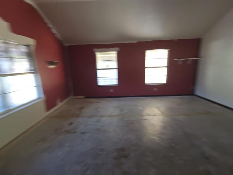 609 Bryan Street, Weatherford TX 76086 - Photo 5