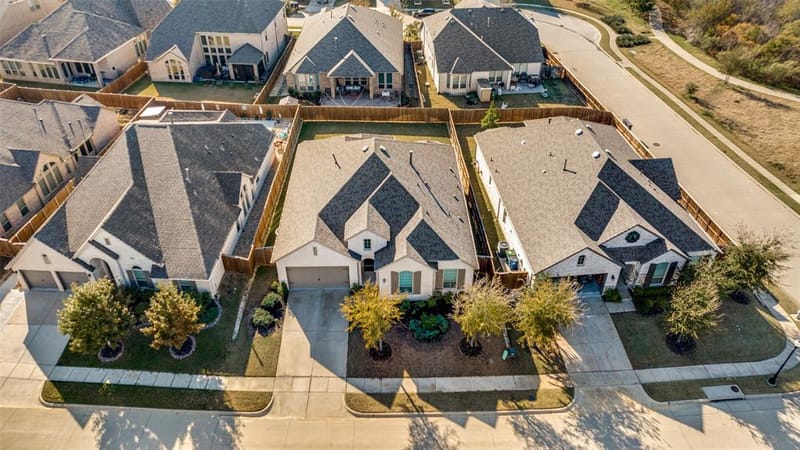 3921 Redbud Drive, Aubrey TX 76227 - Photo 4