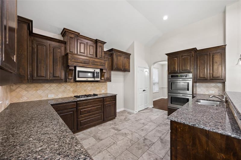 1196 Bentgrass Drive, Frisco TX 75036 - Photo 14