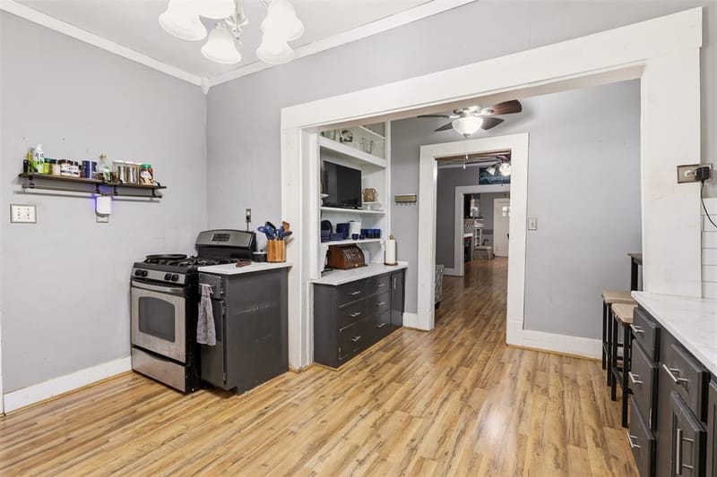 908 N Winnetka Avenue, Dallas TX 75208 - Photo 10
