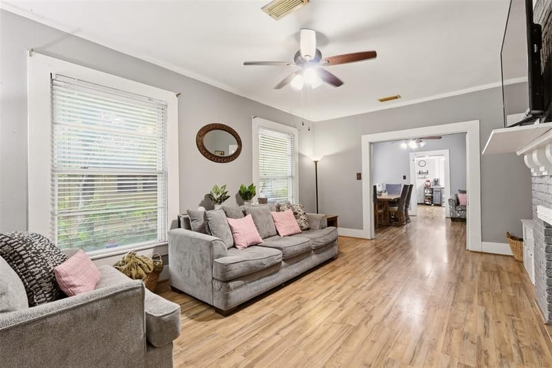 908 N Winnetka Avenue, Dallas TX 75208 - Photo 4