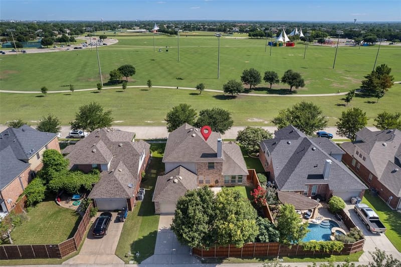 1618 Clear Springs Drive, Allen TX 75002 - Photo 2