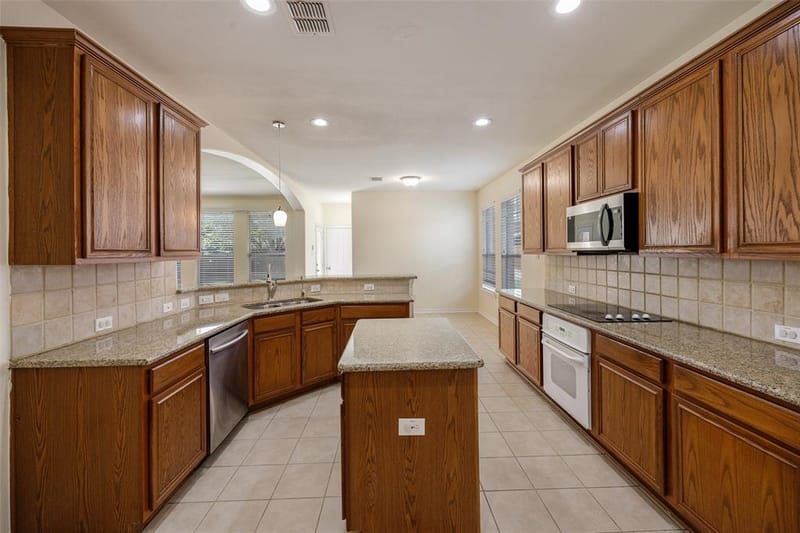 1618 Clear Springs Drive, Allen TX 75002 - Photo 8