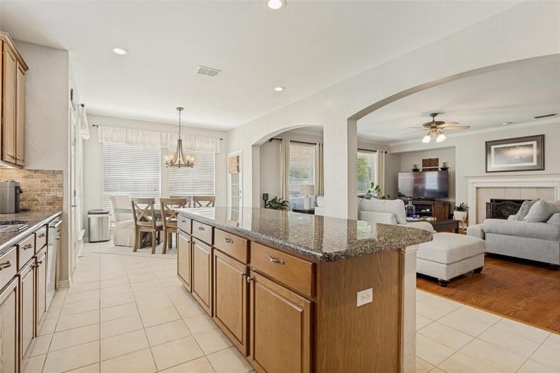 6610 Falcon Crest Lane, Sachse TX 75048 - Photo 9