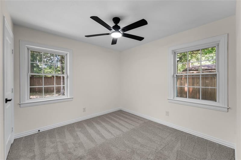 8616 Flicker Lane, Dallas TX 75238 - Photo 12