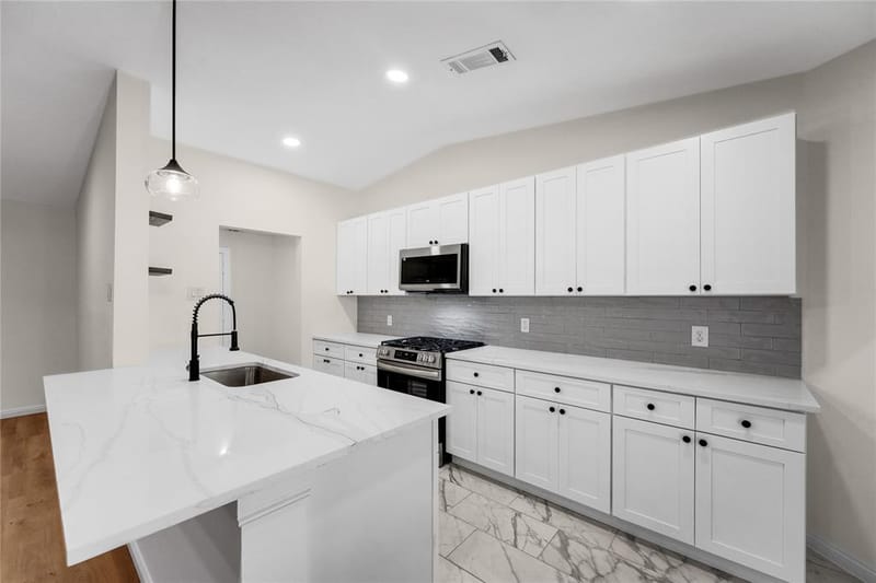 8616 Flicker Lane, Dallas TX 75238 - Photo 7