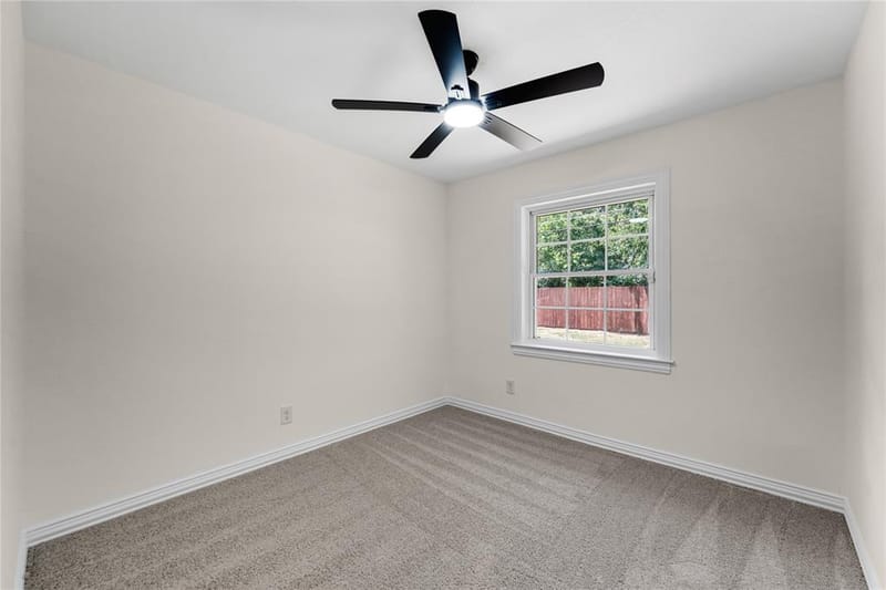 8616 Flicker Lane, Dallas TX 75238 - Photo 15
