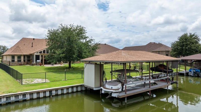 1011 Sunset Bay Court, Granbury TX 76048 - Photo 2