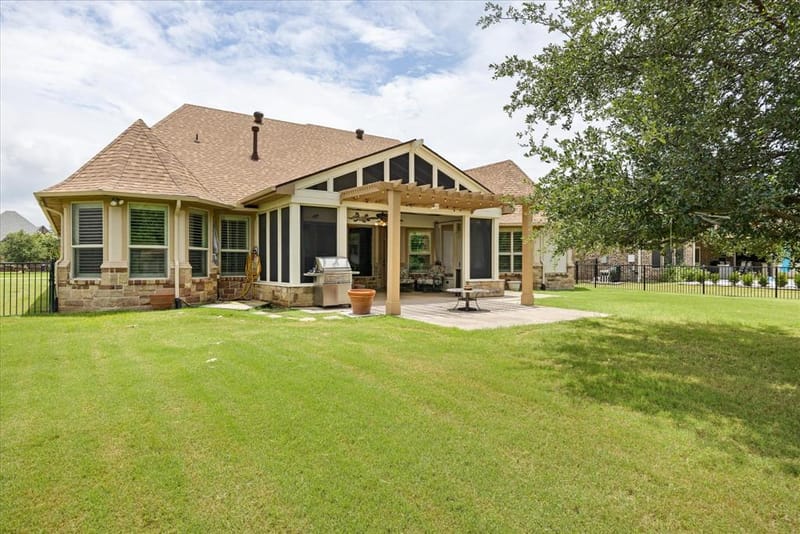 1011 Sunset Bay Court, Granbury TX 76048 - Photo 26