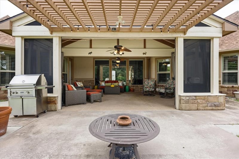 1011 Sunset Bay Court, Granbury TX 76048 - Photo 25