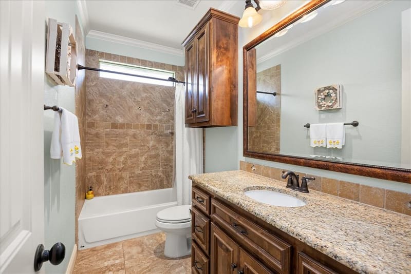 1011 Sunset Bay Court, Granbury TX 76048 - Photo 21