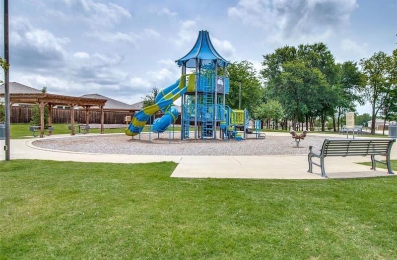 725 Emerald Drive, Princeton TX 75407 - Photo 15
