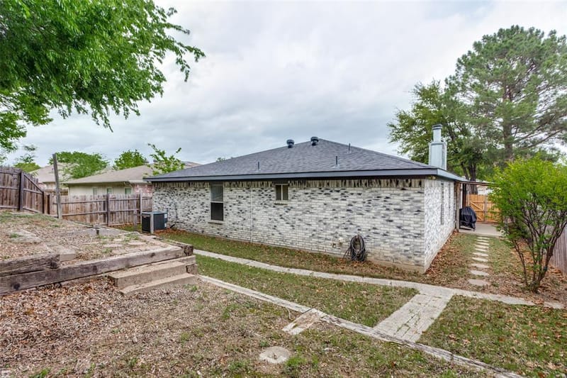 10241 Westward Drive, Fort Worth TX 76108 - Photo 12