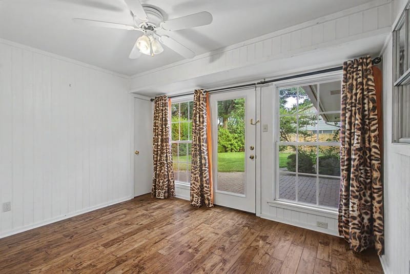 2110 Juanita Drive, Arlington TX 76013 - Photo 15