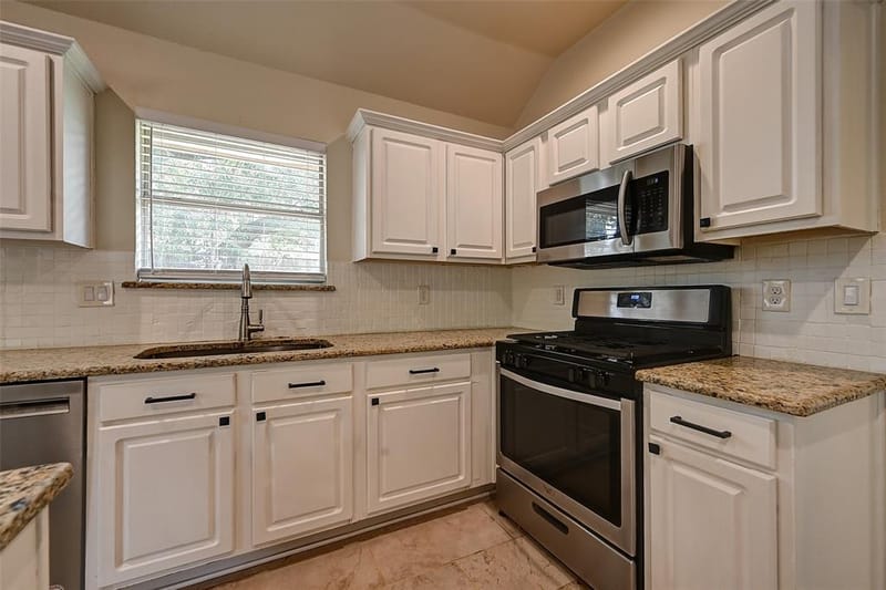 1508 Sandy Ridge, McKinney TX 75069 - Photo 12