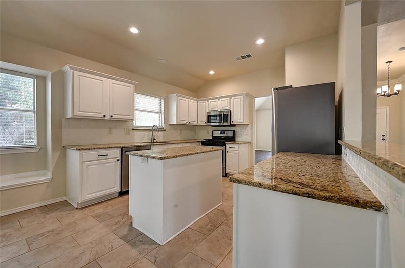 1508 Sandy Ridge, McKinney TX 75069 - Photo 9