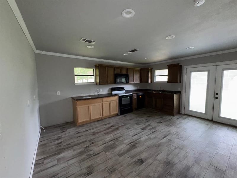 513 S Carter Street, Whitewright TX 75491 - Photo 6