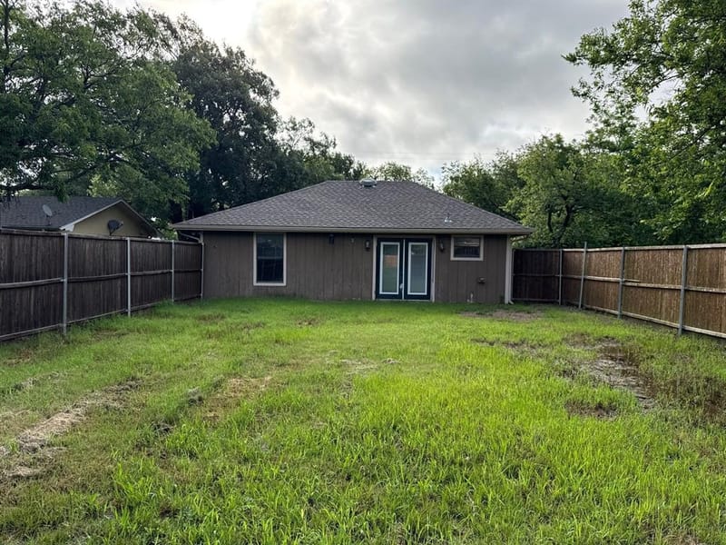513 S Carter Street, Whitewright TX 75491 - Photo 13