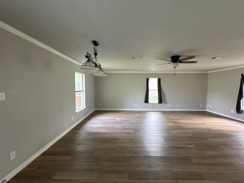 513 S Carter Street, Whitewright TX 75491 - Photo 5