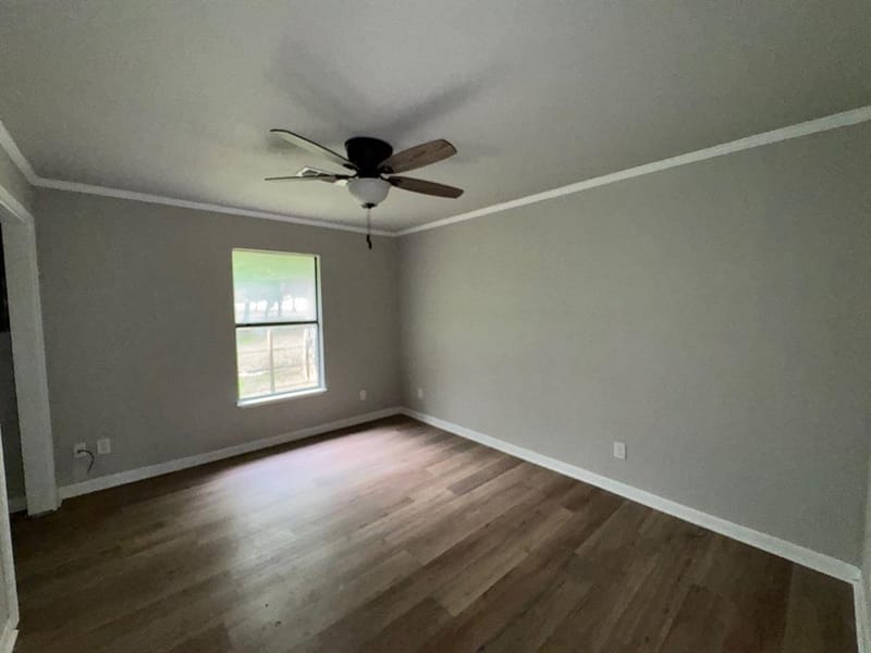 513 S Carter Street, Whitewright TX 75491 - Photo 10