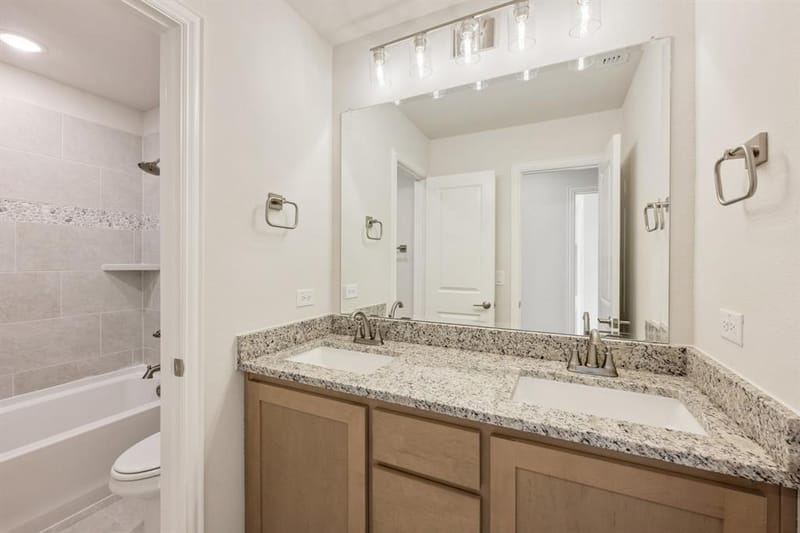210 Comanche Trail, Alvarado TX 76009 - Photo 25
